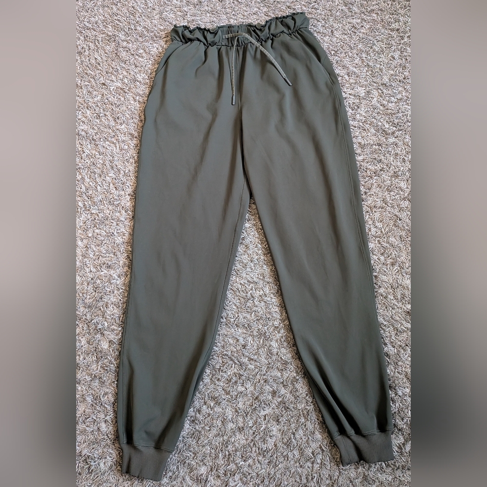 Lululemon Dark Olive Stretch High-Rise Active Jogger Pants Women's 6